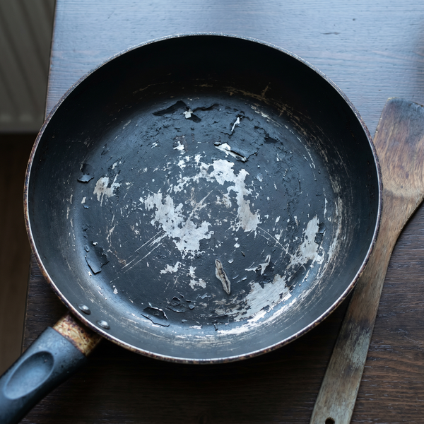 Slip-let-pander (teflon, keramik og aluminium)